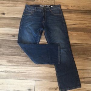 Men’s relaxed boot jeans
